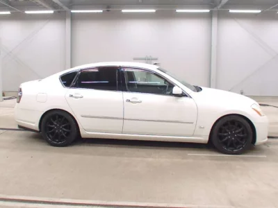 Nissan FUGA