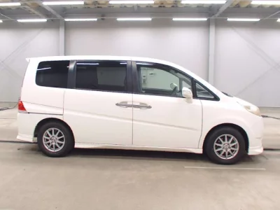 Honda STEP WAGON