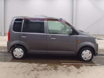 Nissan Otti