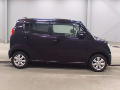 Suzuki MRWAGON