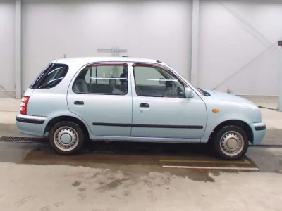 Nissan March