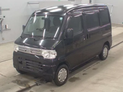 Mitsubishi Minicab Van