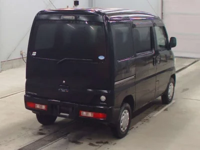 Mitsubishi Minicab Van