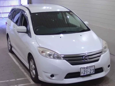 Nissan LAFESTA