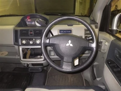 Mitsubishi EK ACTIVE