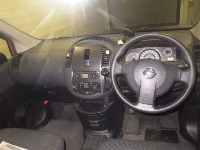 Nissan LAFESTA