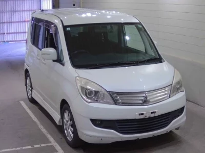 Mitsubishi Delica D:2