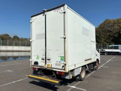 Hino DUTRO