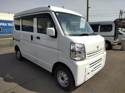 Nissan NV100 CLIPPER