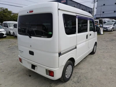 Mitsubishi MINICAB VAN