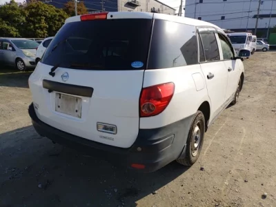 Nissan AD