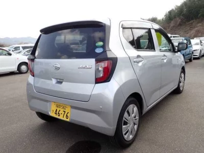 Daihatsu MIRA E S