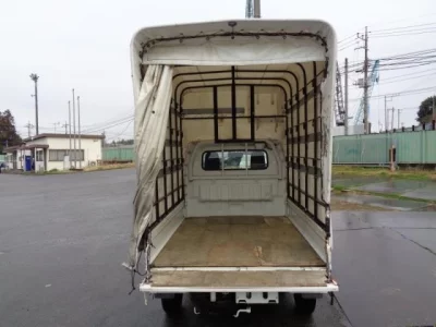 Nissan NT100 Clipper