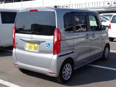 Honda N BOX