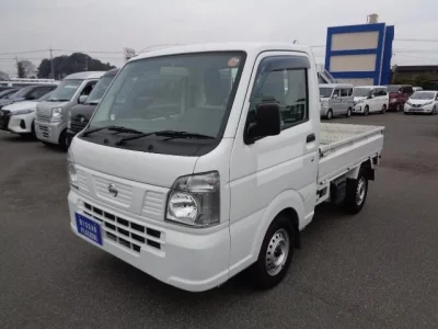 Nissan NT100 Clipper
