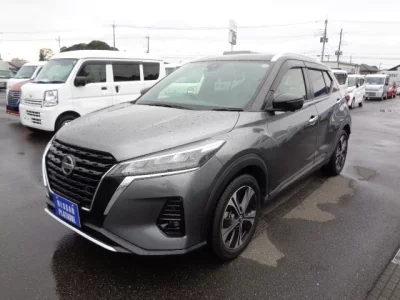 Nissan KICKS