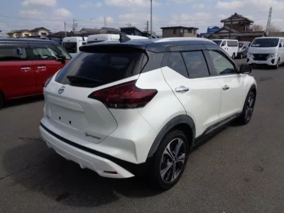 Nissan KICKS
