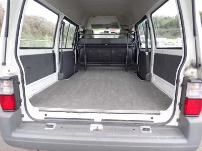 Mazda BONGO VAN