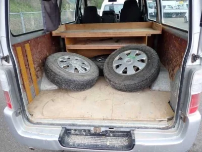 Nissan Caravan