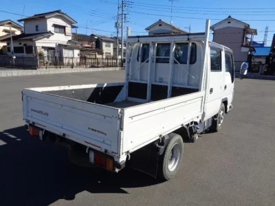Nissan ATLAS