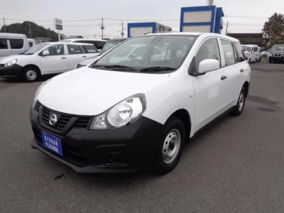 Nissan AD