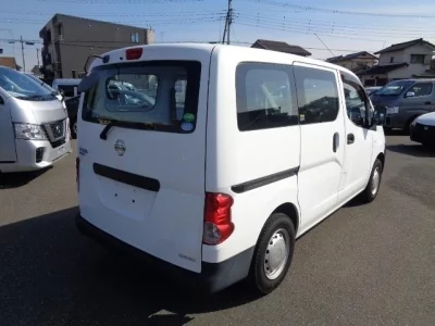 Nissan NV200