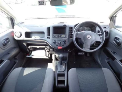Nissan AD