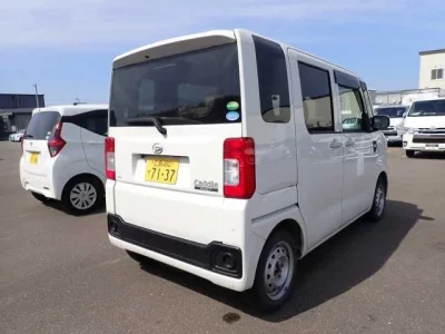 Daihatsu HIJET CADDIE