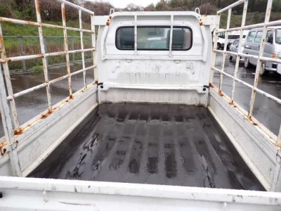 Mazda Scrum Truck