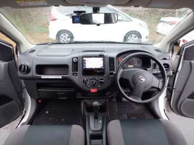 Nissan AD
