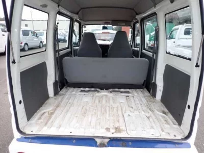 Mitsubishi Minicab Van