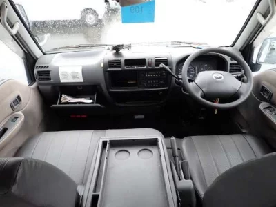 Mazda Bongo Van