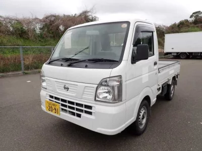 Nissan NT100 Clipper