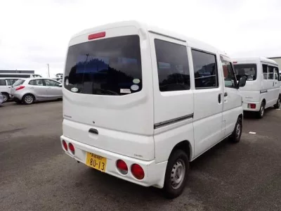 Mitsubishi Minicab Van