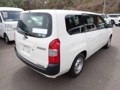 Toyota SUCCEED