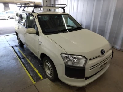 Toyota SUCCEED
