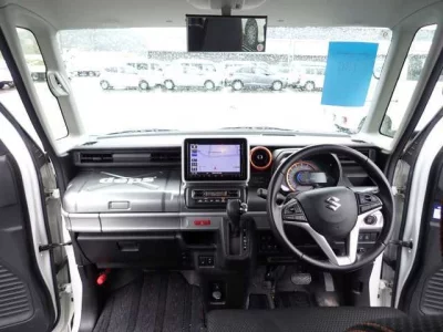 Suzuki Spacia Gear