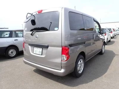 Nissan NV200