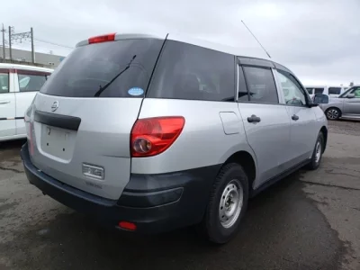 Nissan AD