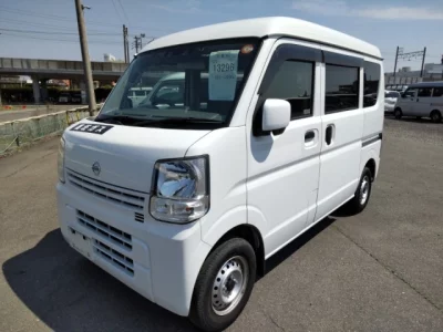 Nissan NV100 CLIPPER