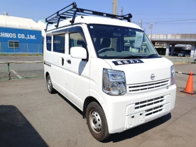 Nissan NV100 CLIPPER