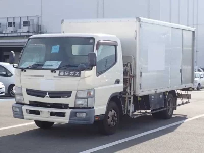 Mitsubishi Fuso Canter