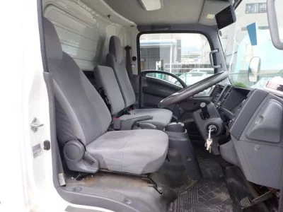 Mazda Titan