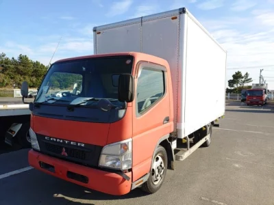 Mitsubishi Fuso Canter