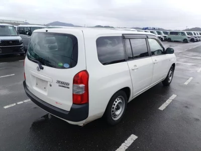 Toyota Succeed