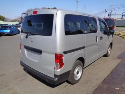 Nissan NV200
