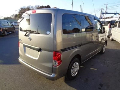 Nissan NV200