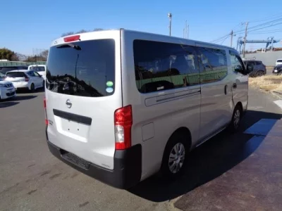Nissan CARAVAN