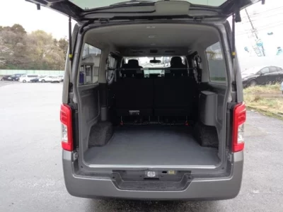 Nissan Caravan