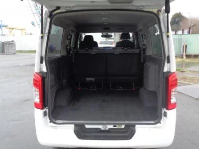 Nissan Caravan